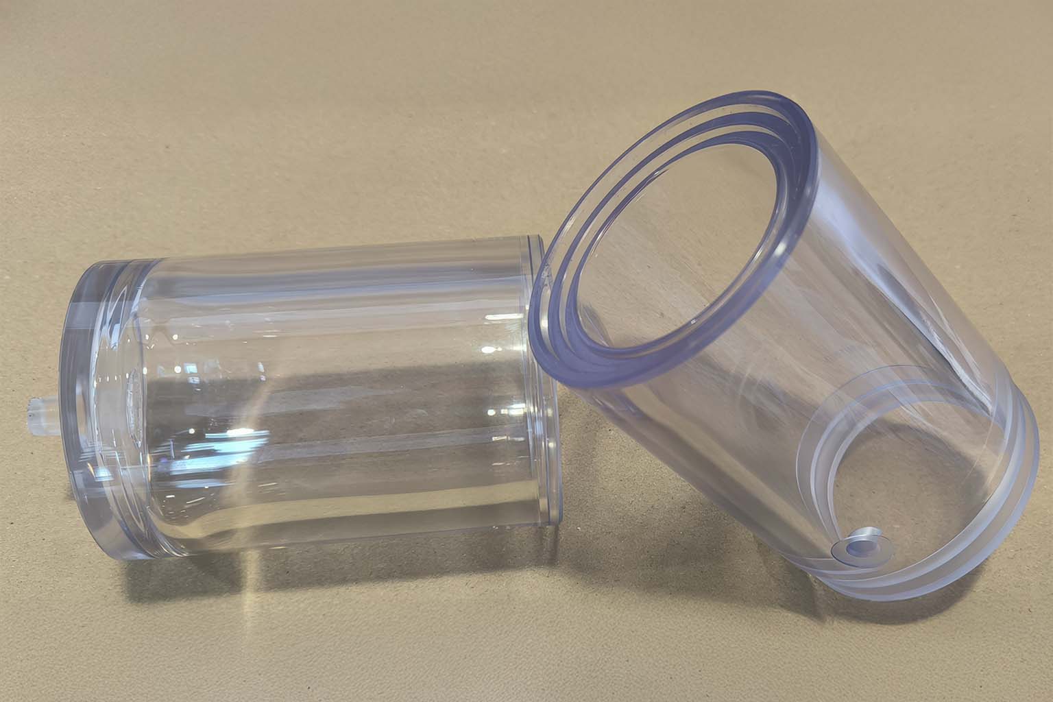 Matière PC aspect transparent grace au poli miroir dans le moule