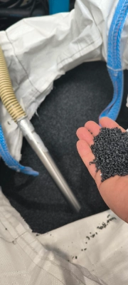 granule-plastique-recycle-injection-plastique