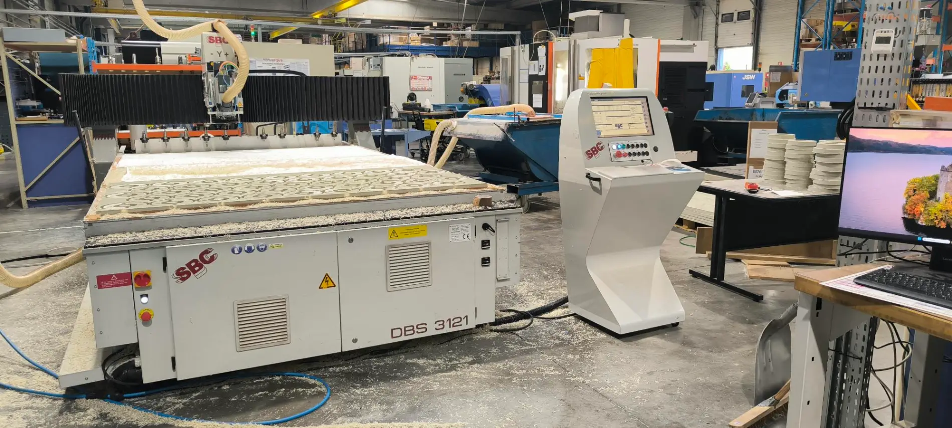 machine-pour-usinage-piece-plastique